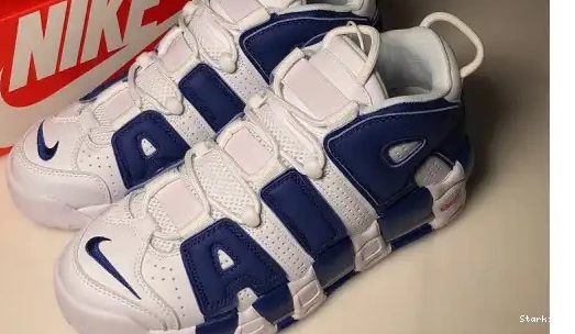Knicks  Nike Uptempo 921948-101 Air More 0518